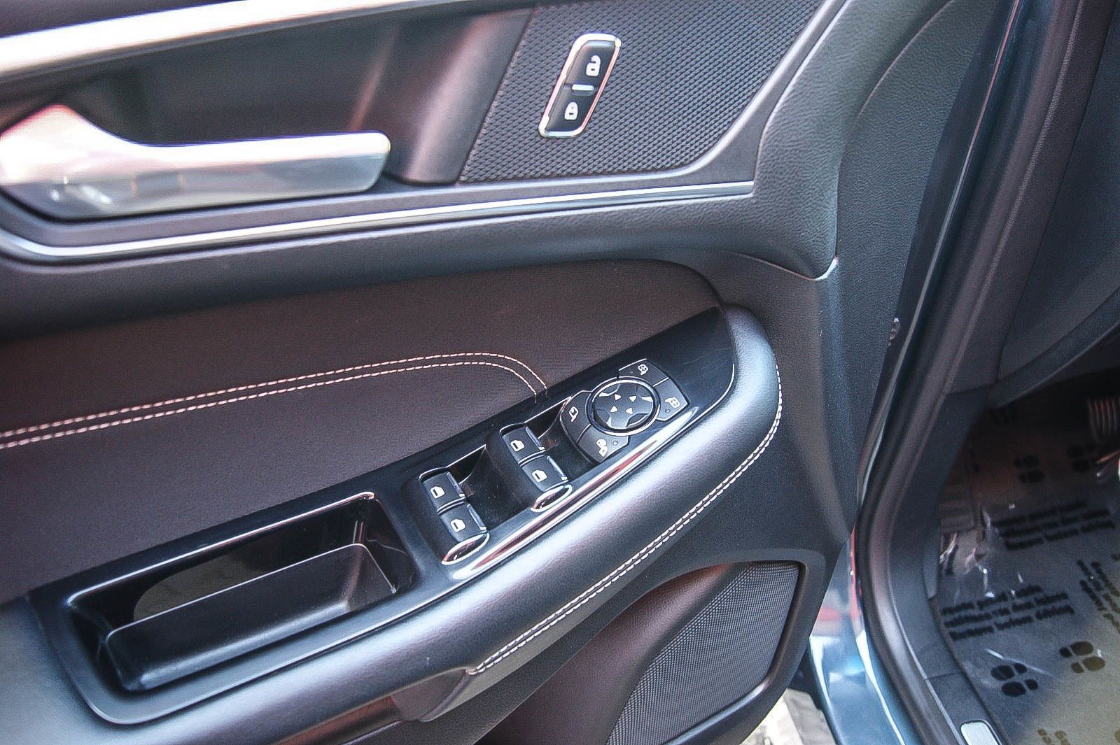 Fahrzeugabbildung Ford Edge 2.0TDCi Bi-Turbo 4x4 LED KAMERA ACC 1.HAND