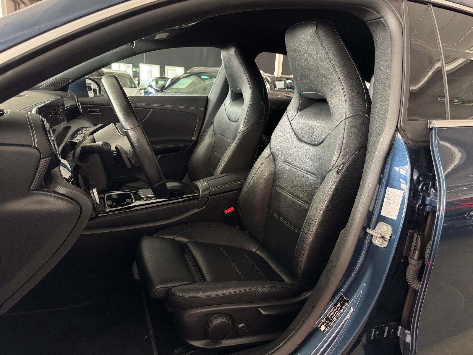 Mercedes-Benz CLA 200 SB 8G-DCT 4MATIC SPORTPAKET PROGRESSIVE