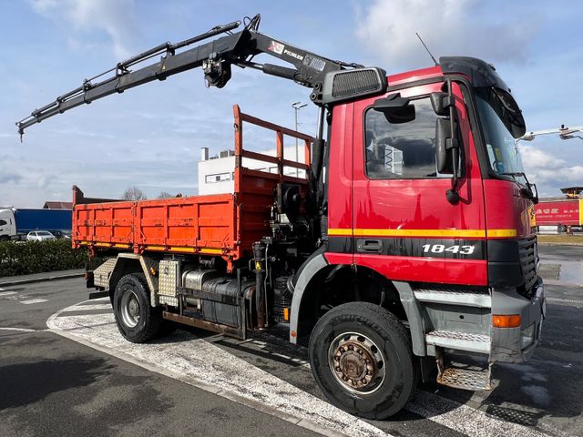 Mercedes-Benz Actros 1843 4x4 Kipper mit kran Hiab 144 17m