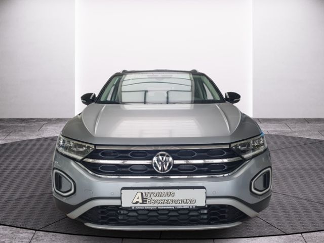 Fahrzeugabbildung Volkswagen T-Roc  1.5 TSI DSG Style AHK LED NAVI PDC SHZ