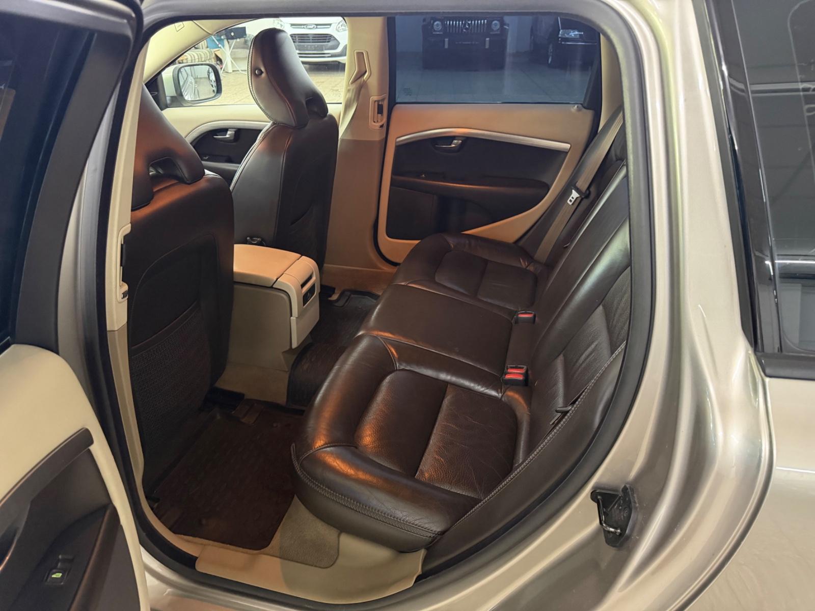 Volvo XC70 2007 — photo 11