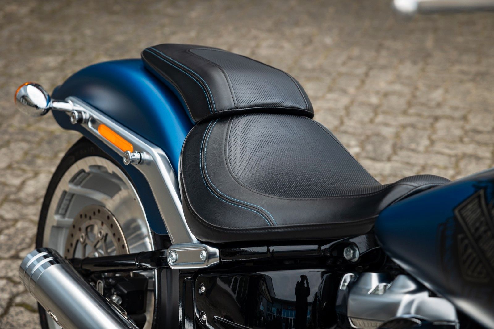 Fahrzeugabbildung Harley-Davidson FLFBS FAT BOY SOFTAIL 114 CUI ANV. JEKILL&HYDE