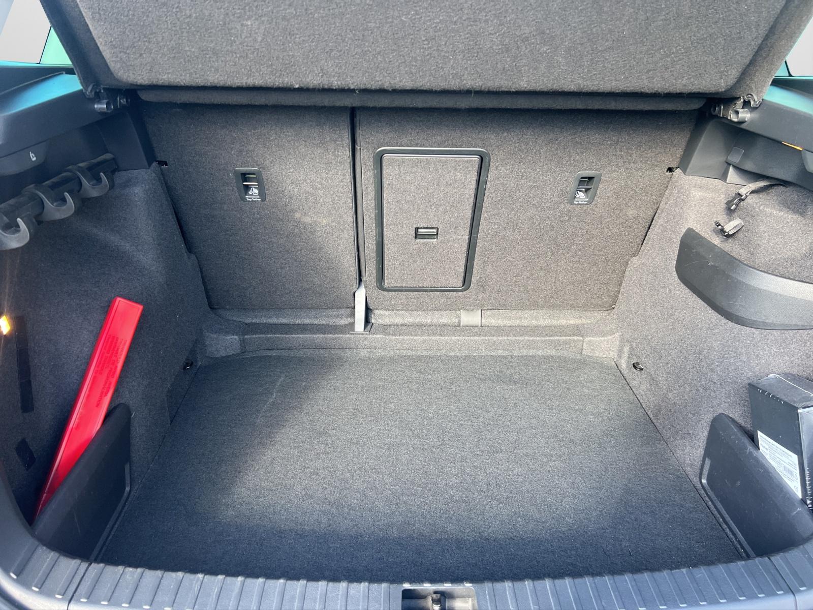 Skoda Karoq 1.5 TSI 7-Gang-DSG 150 PS Style  Navi LED 