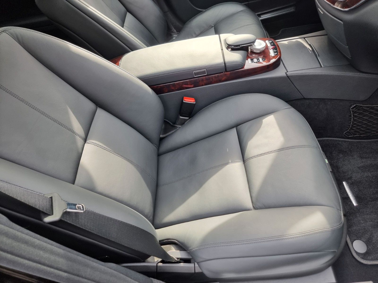 Fahrzeugabbildung Mercedes-Benz S 500 L/Originale 22.700 km/Erstlack