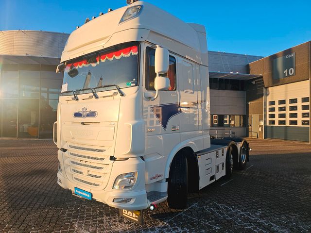 DAF XF530 6x2/4