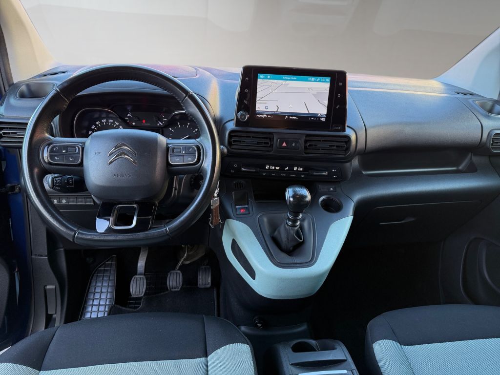 Fahrzeugabbildung Citroën Berlingo XL BlueHDi 130 FEEL 7-Sitzer