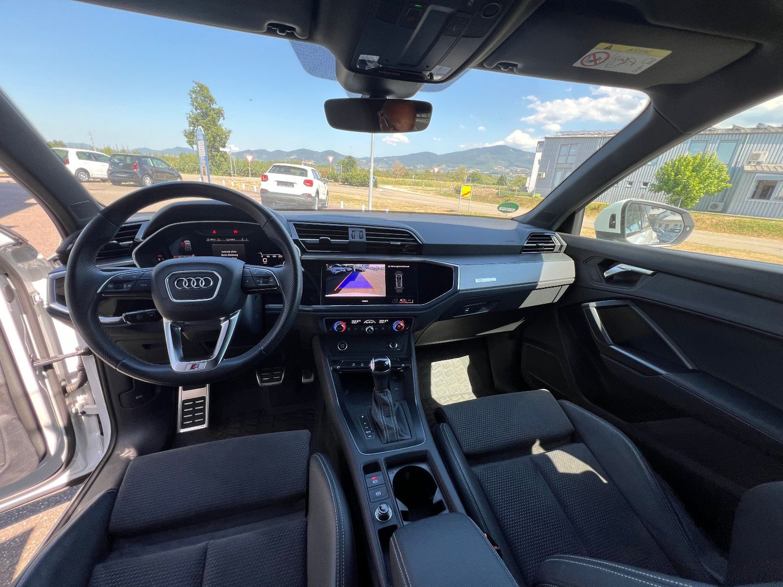 Audi Q3 35 TFSI S line,S-tronic,LED,Navi,Kamera,ACC foto 12