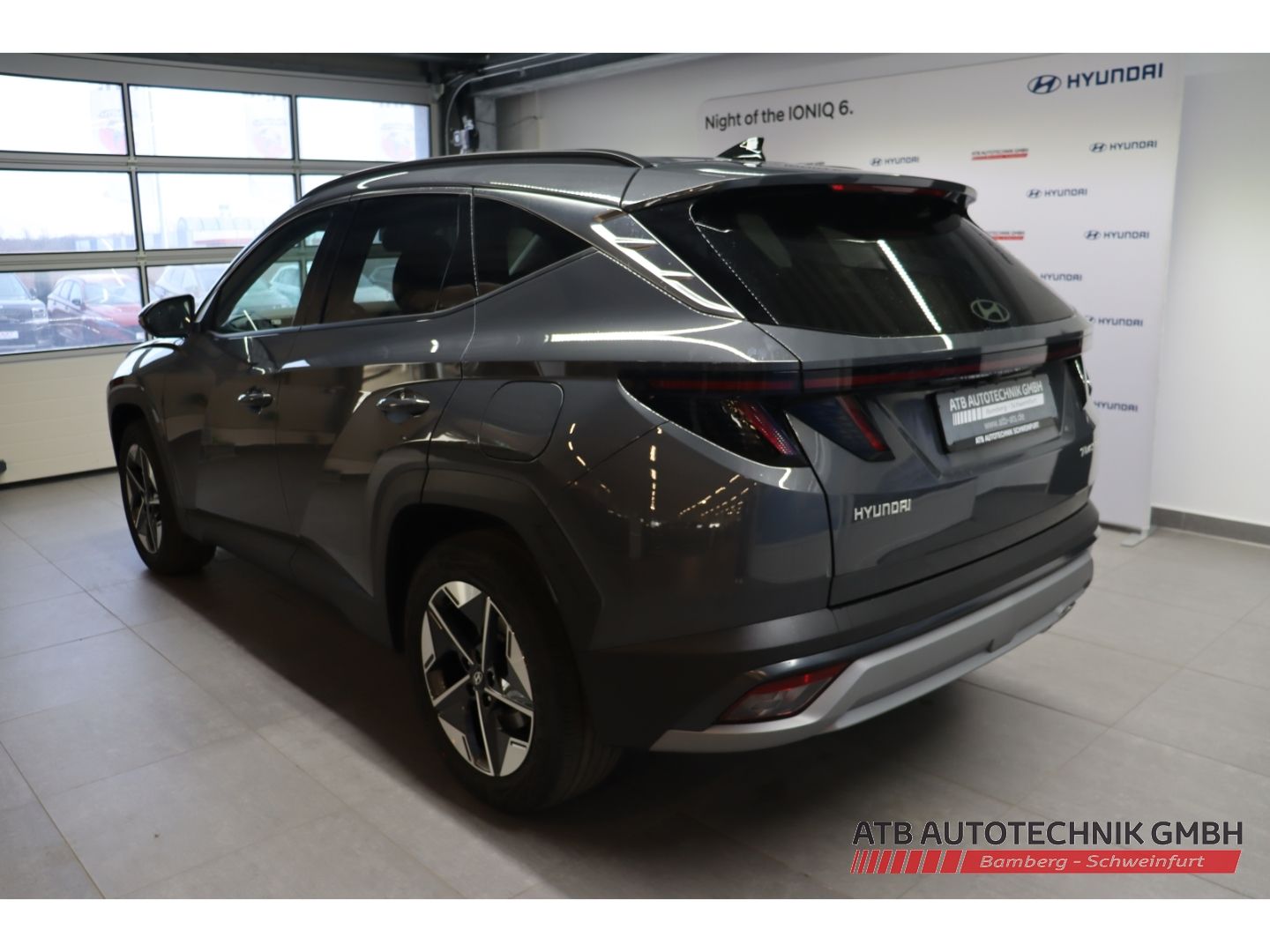 Fahrzeugabbildung Hyundai Tucson Trend MY25 1.6 T-GDI (160 PS) 48V 7-DCT 2
