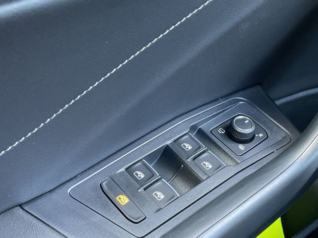 T-Roc R-Line 1.5 TSI DSG Black Style Standhzg/AC