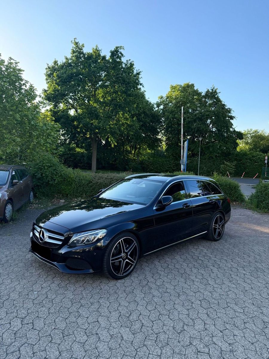 MERCEDES-BENZ Mercedes C220 Cdi 4 Matic * 19 Zoll