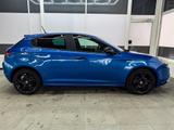 Alfa Romeo Giulietta SPORT NAVI SHZ PDC TEMPOMAT KLIMAAU... - Alfa Romeo: Alcantara