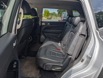 Ssangyong REXTON 2.2 Diesel e-XDi 220 Sapphire 4WD