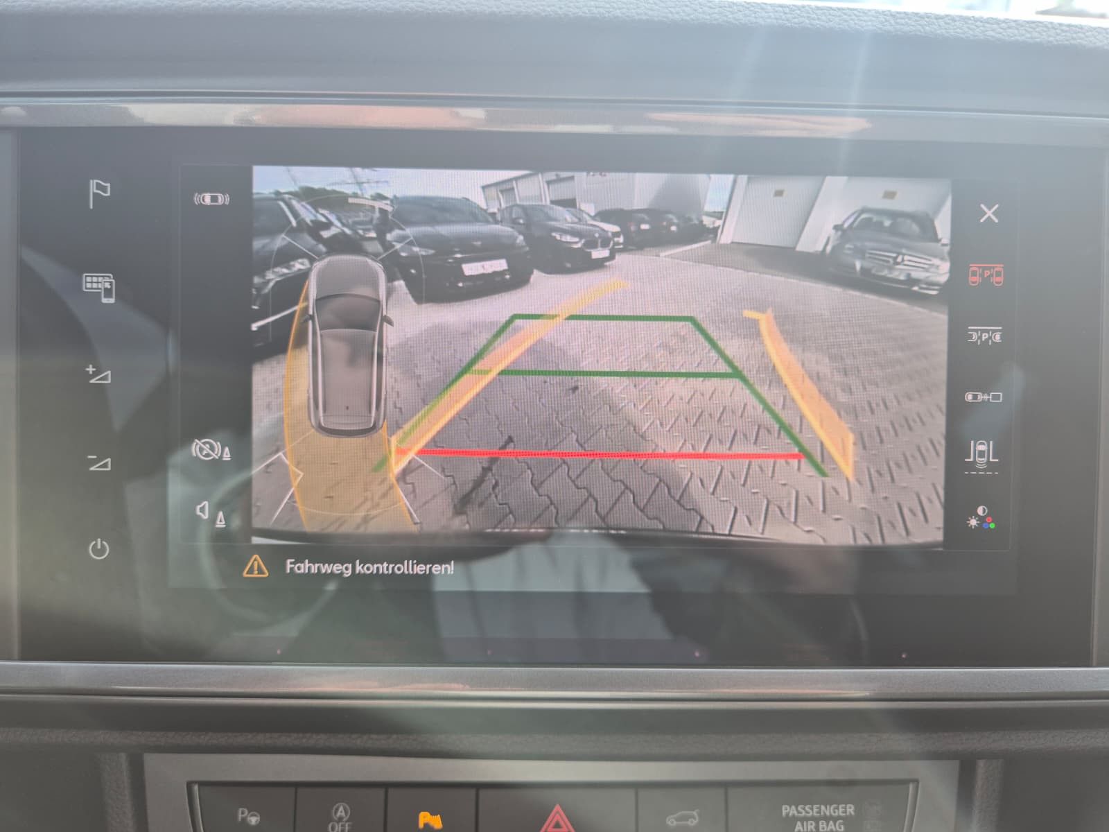 Fahrzeugabbildung CUPRA Ateca 1.5 TSI DSG PANO*DINAMICA*ACC*KAM*AHK*19"