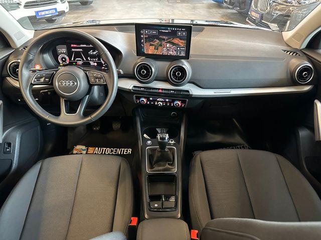 Audi Q2 30 TFSI S line *1. Hand*Klima*SHZ*Navi*BT*DAB