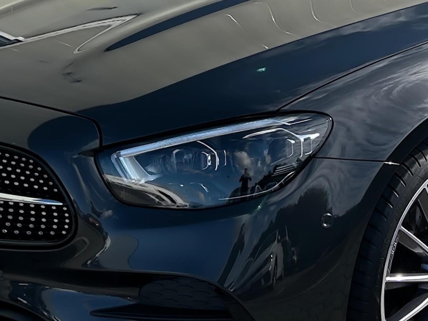 Mercedes-Benz E 220 T AMG LINE AHK PANNO LED BURMESTER BSM NAV
