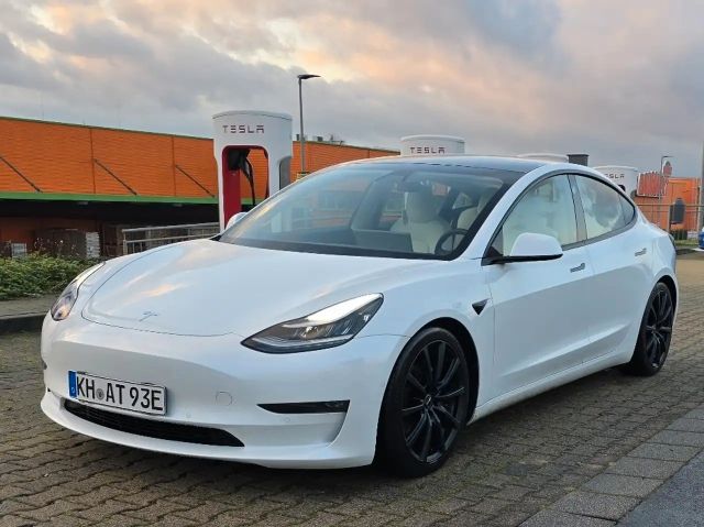 Tesla Model 3 AWD AHK - 2021 Facelift - Long Range