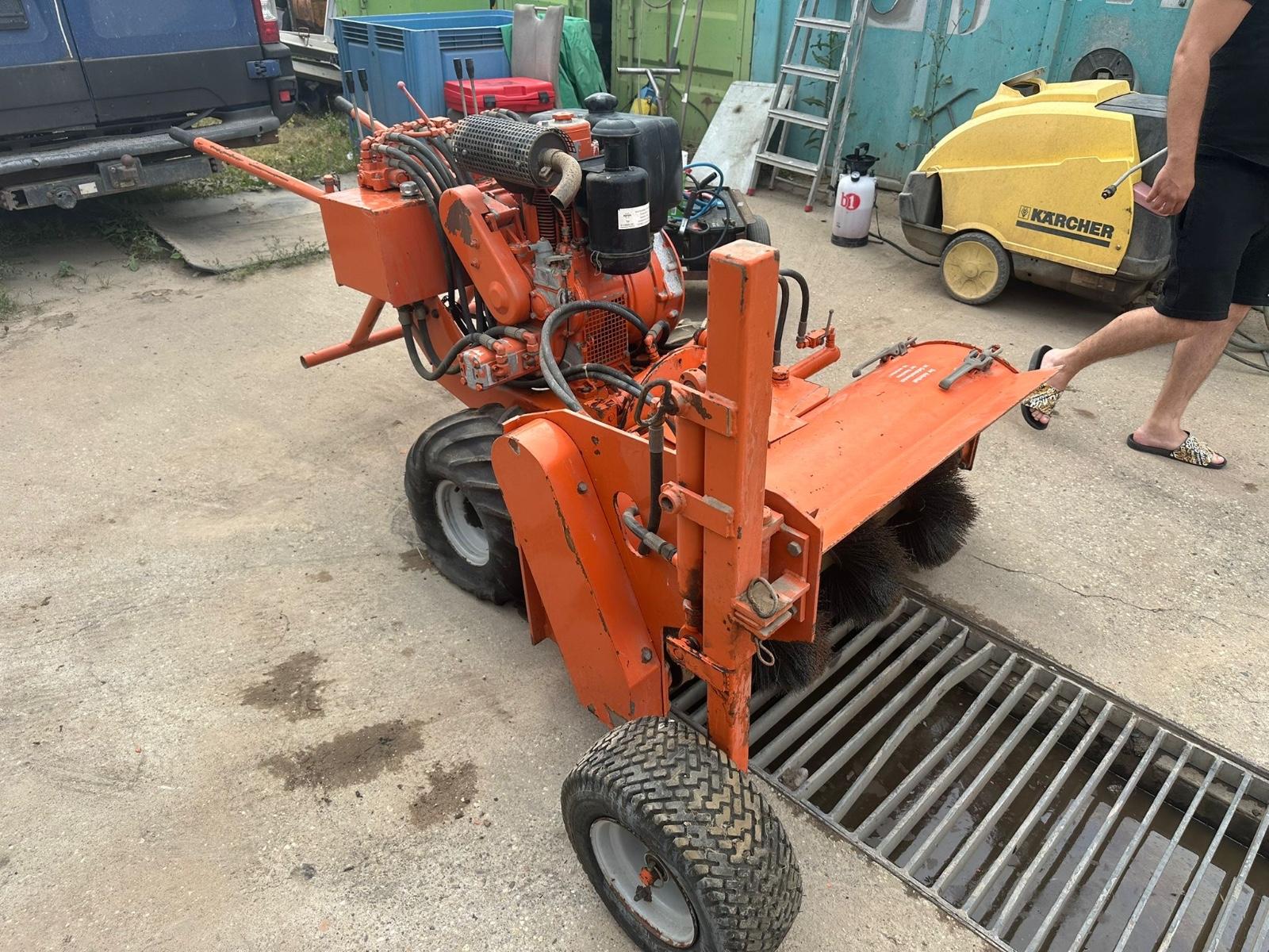 Andere Cable 500  Kehrmaschine KHD DEUTZ