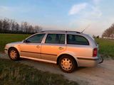 Skoda Octavia Combi 2.0 Benziner - Skoda Octavia aus 2002: Kombi