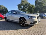 Audi A4 ATTRACTION/MULTITRONIC/PDC/AC-AUTO/2.HD/67TKM - Audi A4: 2.6