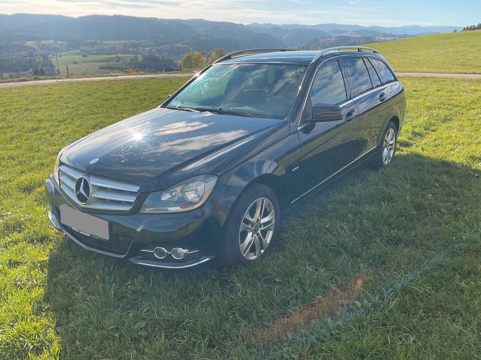 Mercedes-Benz C220 2011 — photo 5