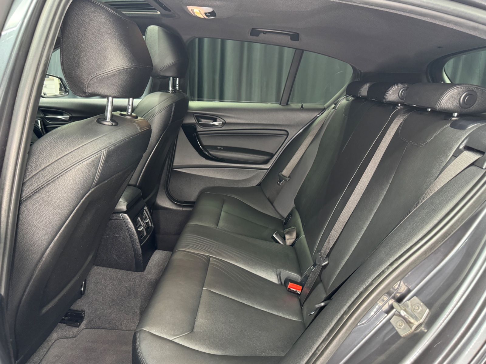 Fahrzeugabbildung BMW M140i xDrive|LEDER|NAVI|SCHIEBEDACH|AUTOMATIK|