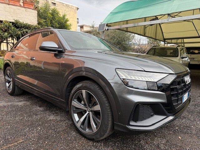 Audi Q8 45 TDI quattro tiptronic Sport