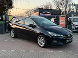 Opel Astra K Innovation Aut.*Leder*Navi*LED*VOLL! - Opel Astra Innovation mit Diesel-Antrieb