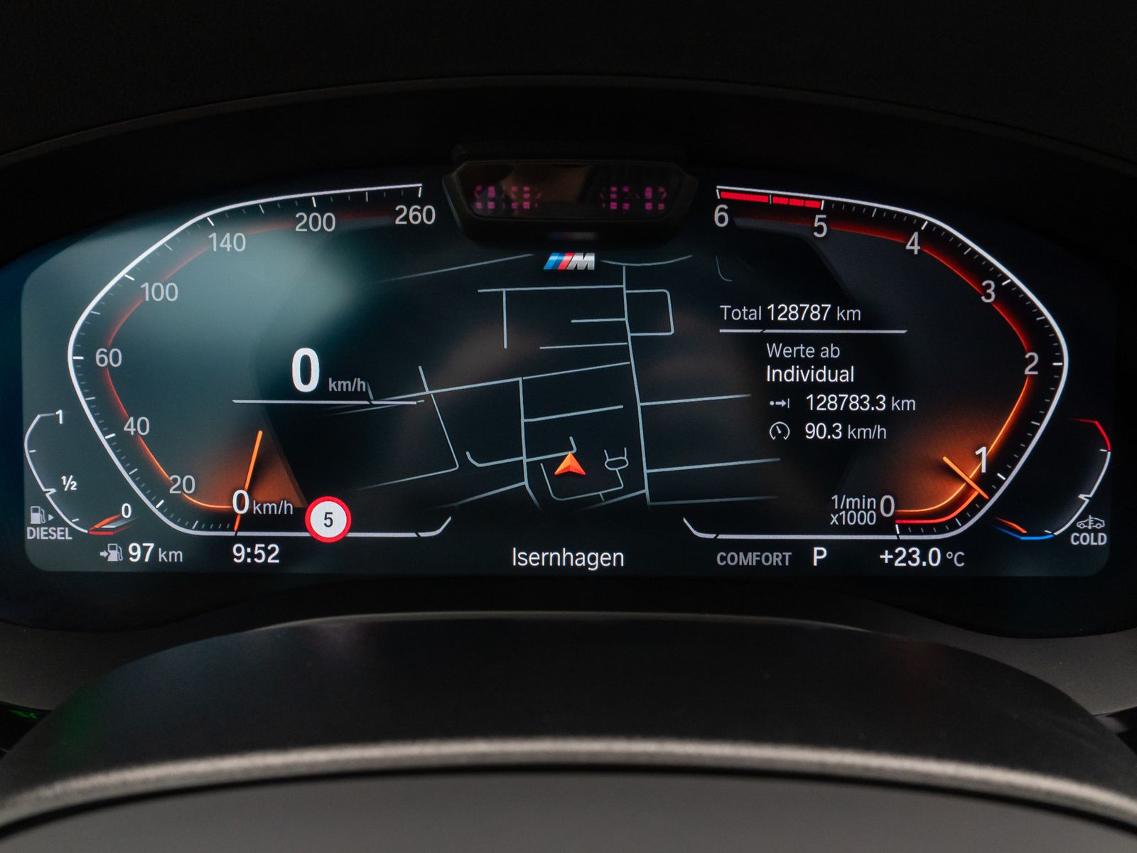 Fahrzeugabbildung BMW 540d xD M Sport ACC DAB Kamera HUD Laser Komfort