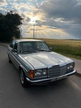 Mercedes-Benz Mercedes Benz W123 280E Automatik - Mercedes-Benz 280: 280e W123