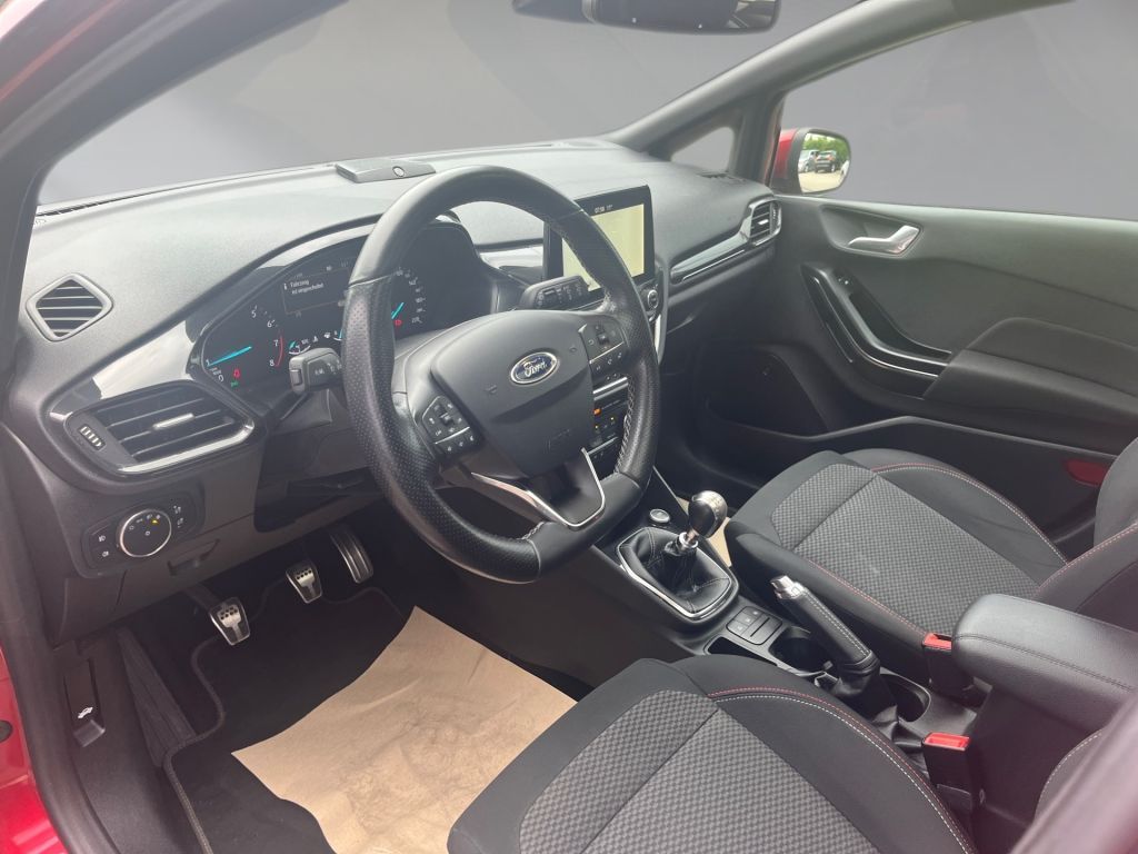 Ford Fiesta 1.0 EcoBoost S&S ST-LINE – Bild 11