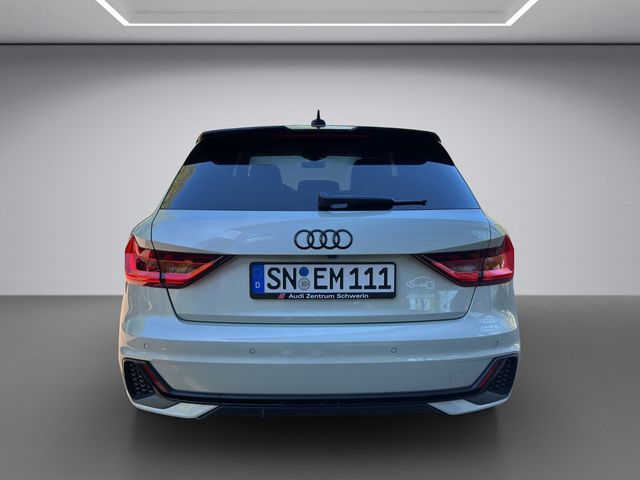 A1 Sportback 35 1.5 TFSI S-tronic S line LED ACC