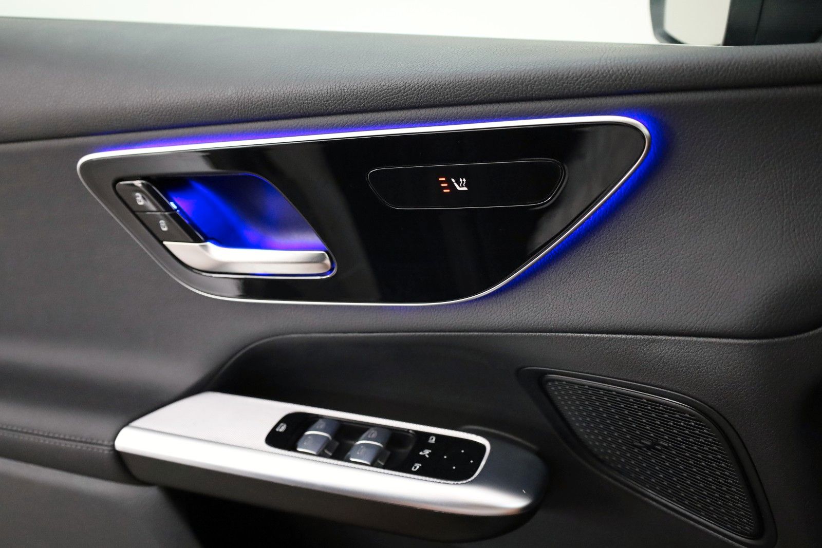 Fahrzeugabbildung Mercedes-Benz GLC 220d 4M,Avantgarde,Navi,LED,ParkPak,Apple,WR