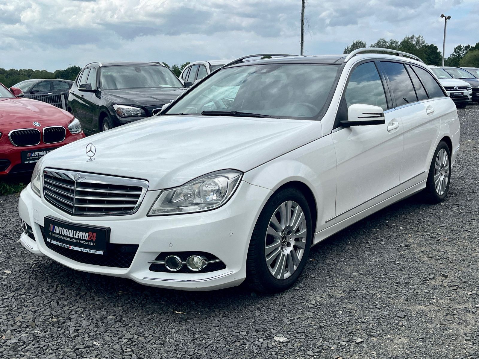 Fahrzeugabbildung Mercedes-Benz C 250 CDI 4MATIC Aut. Navi Leder Pano Standhzg