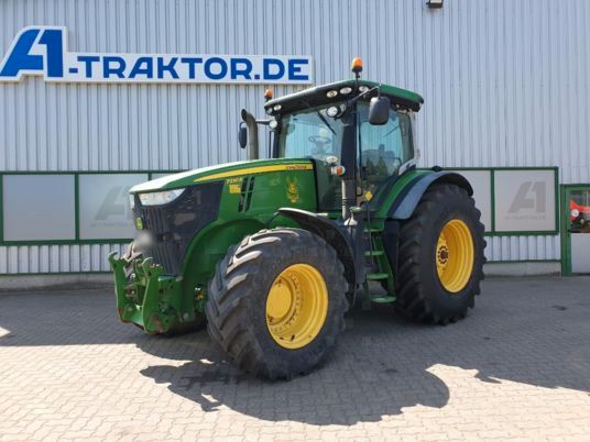 John Deere 7230R