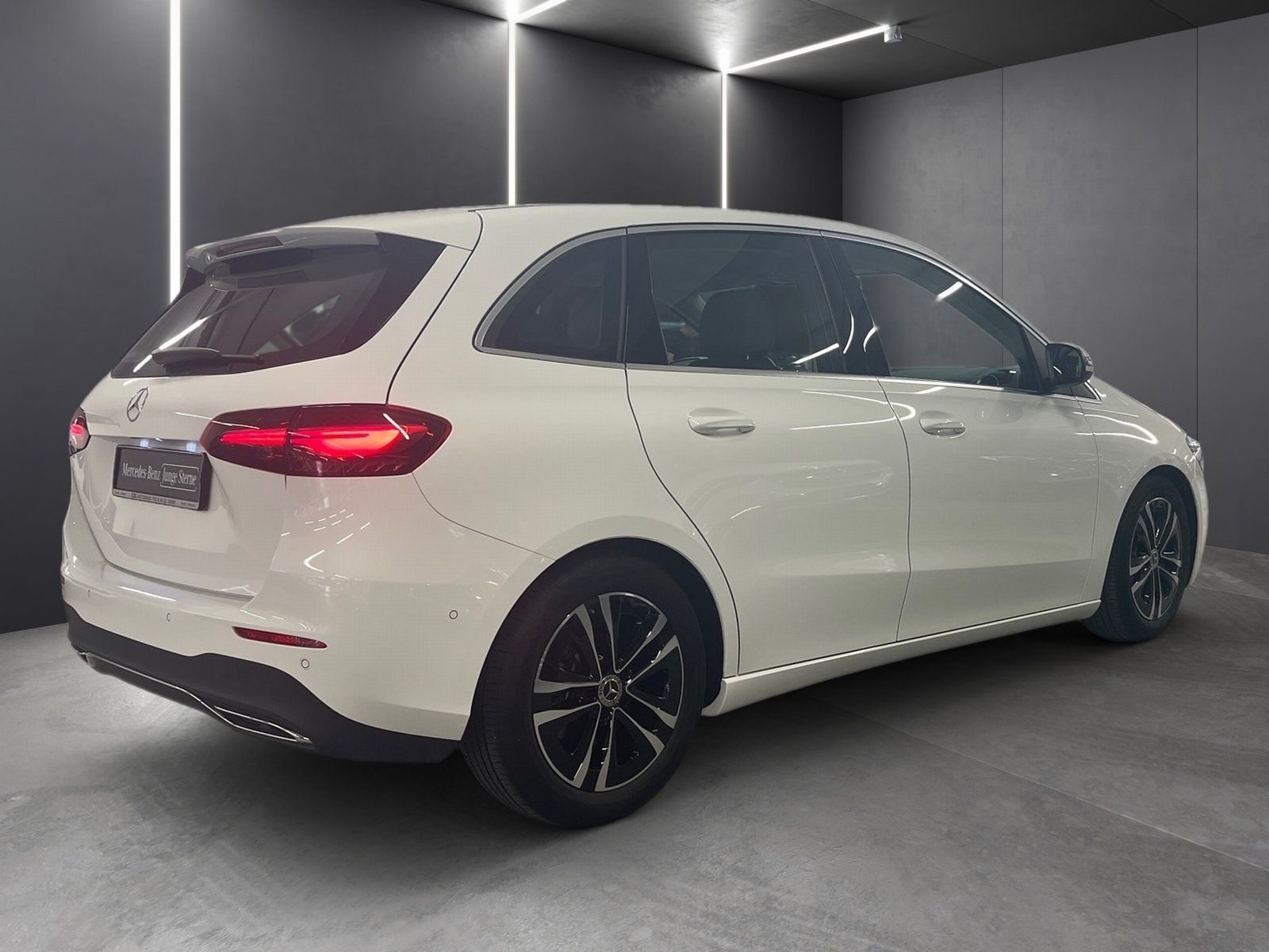 Fahrzeugabbildung Mercedes-Benz B 200 Progressive*AHK*Totwink*LED*Kam*Easy-Pack*