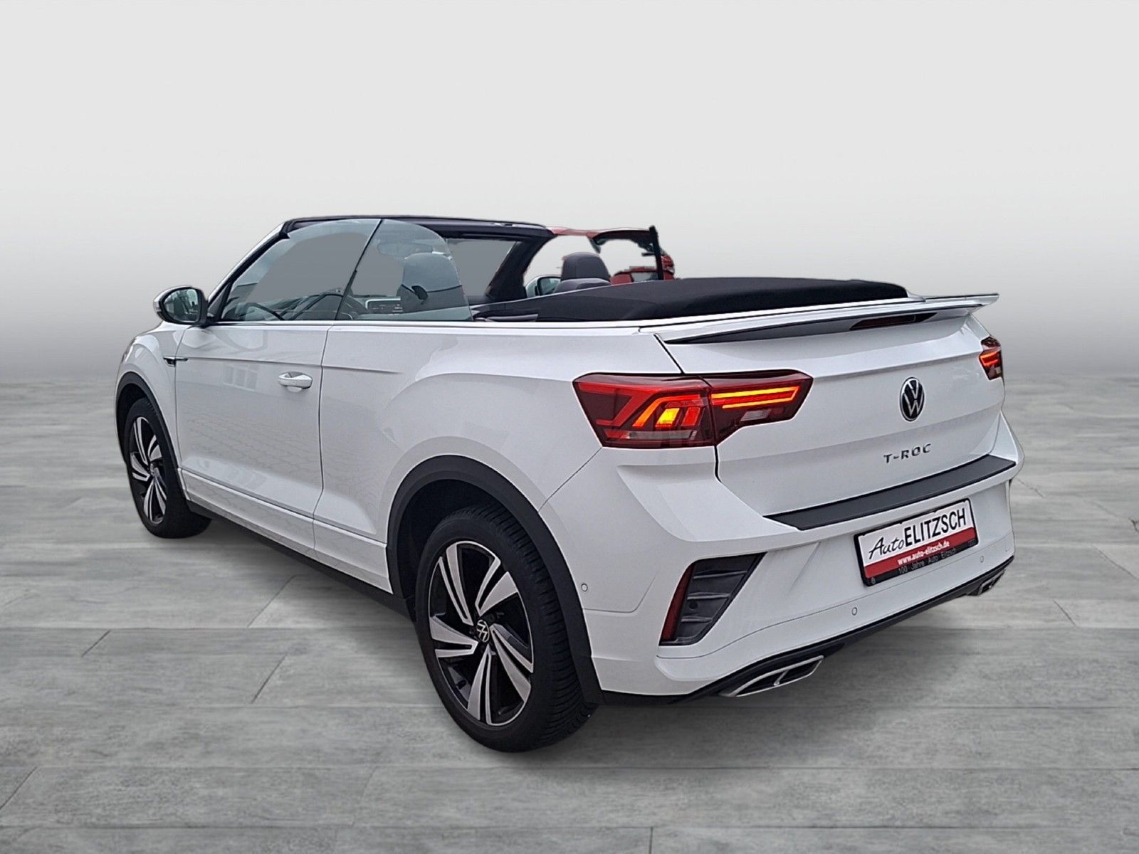Fahrzeugabbildung Volkswagen T-Roc Cabriolet TSI R-Line DSG LEDplus Navi VC A
