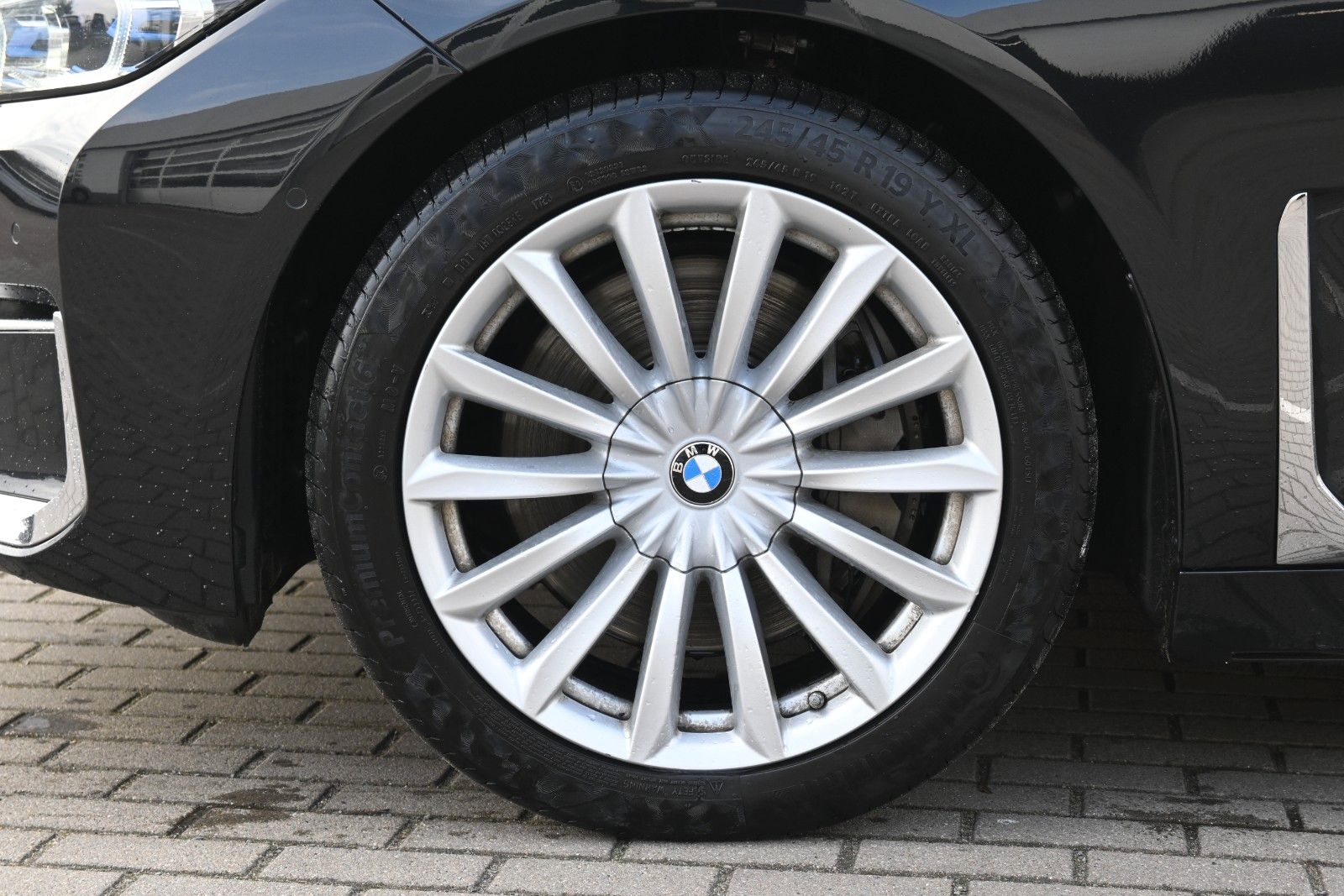 Fahrzeugabbildung BMW 740 d xDrive *STHZ*GD*Soft-C*Mietkauf o.Schufa