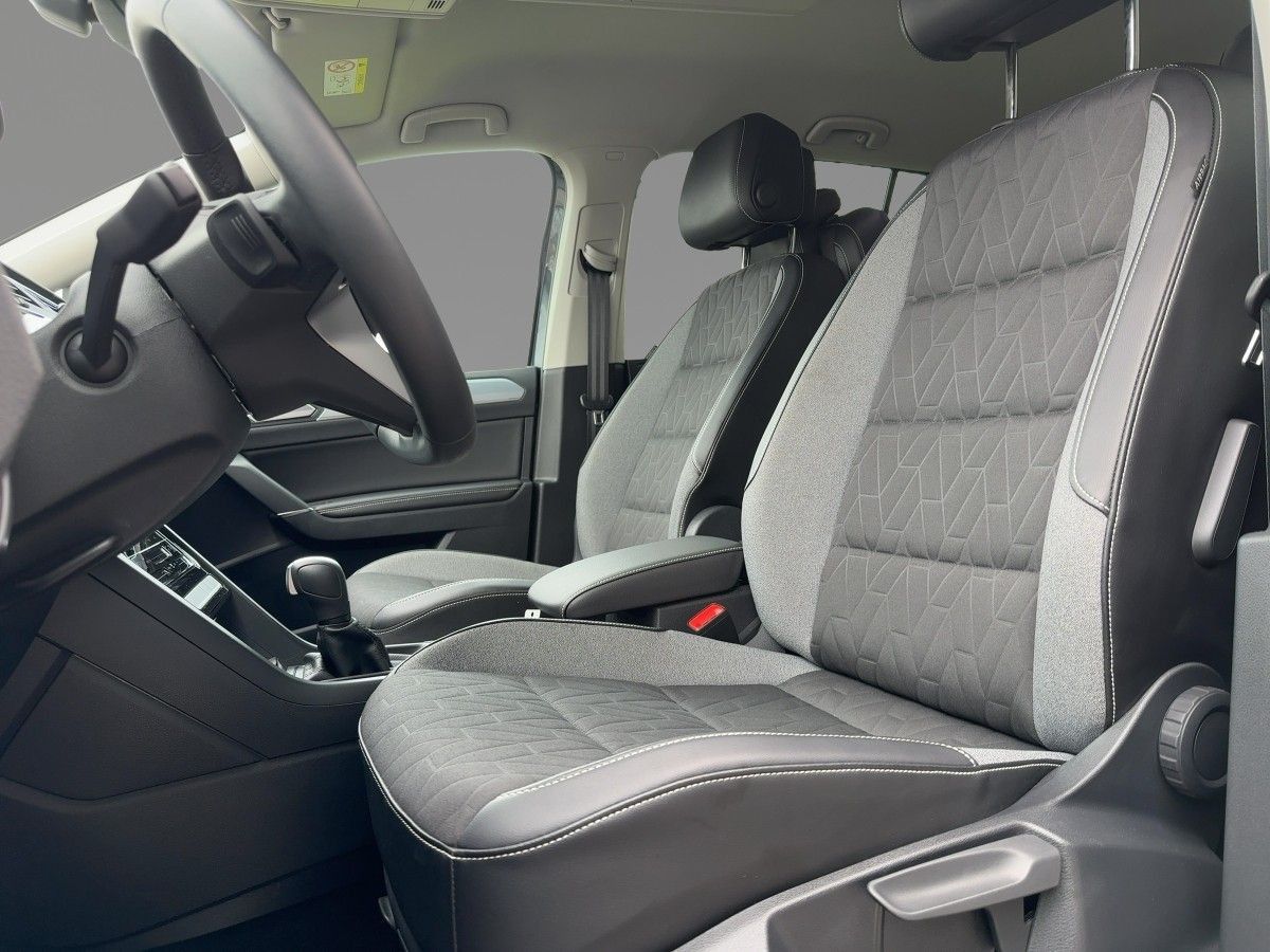 Volkswagen Touran - Bild 9