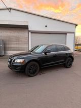 Audi Q5 3.2 Quattro - Audi Q5 aus 2012 mit Benzin-Antrieb