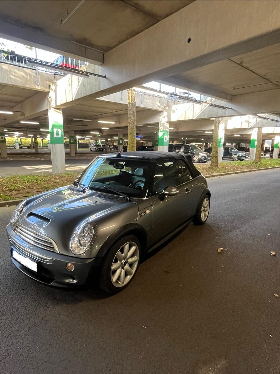 MINI COOPER S CABRIO NUR 77.000 KM
