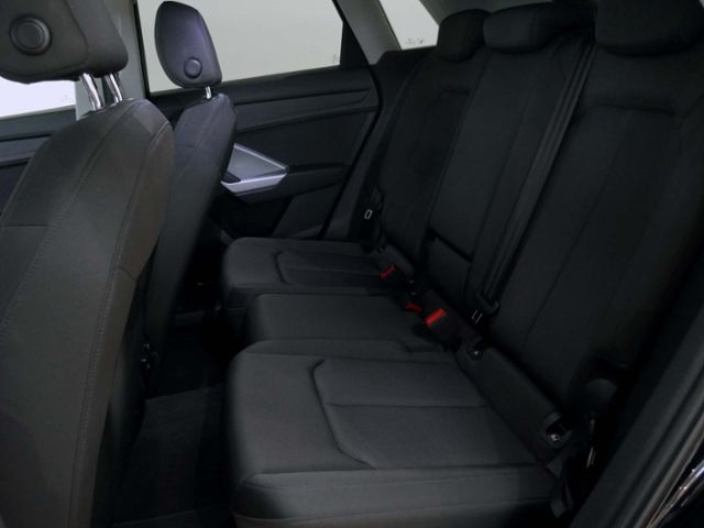 Fahrzeugabbildung Audi Q3 35 Advanced 2.0 TDI S-tronic | LED RFK AHK