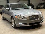Jaguar XF 2.7 V6 Diesel Premium Luxury - Jaguar XF: 2.7
