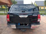 Toyota Hilux - Toyota Hilux: Geländewagen