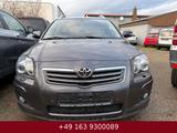 Toyota Avensis Combi Executive 2,2-l-D-CAT - Toyota Avensis aus 2007 mit Diesel-Antrieb