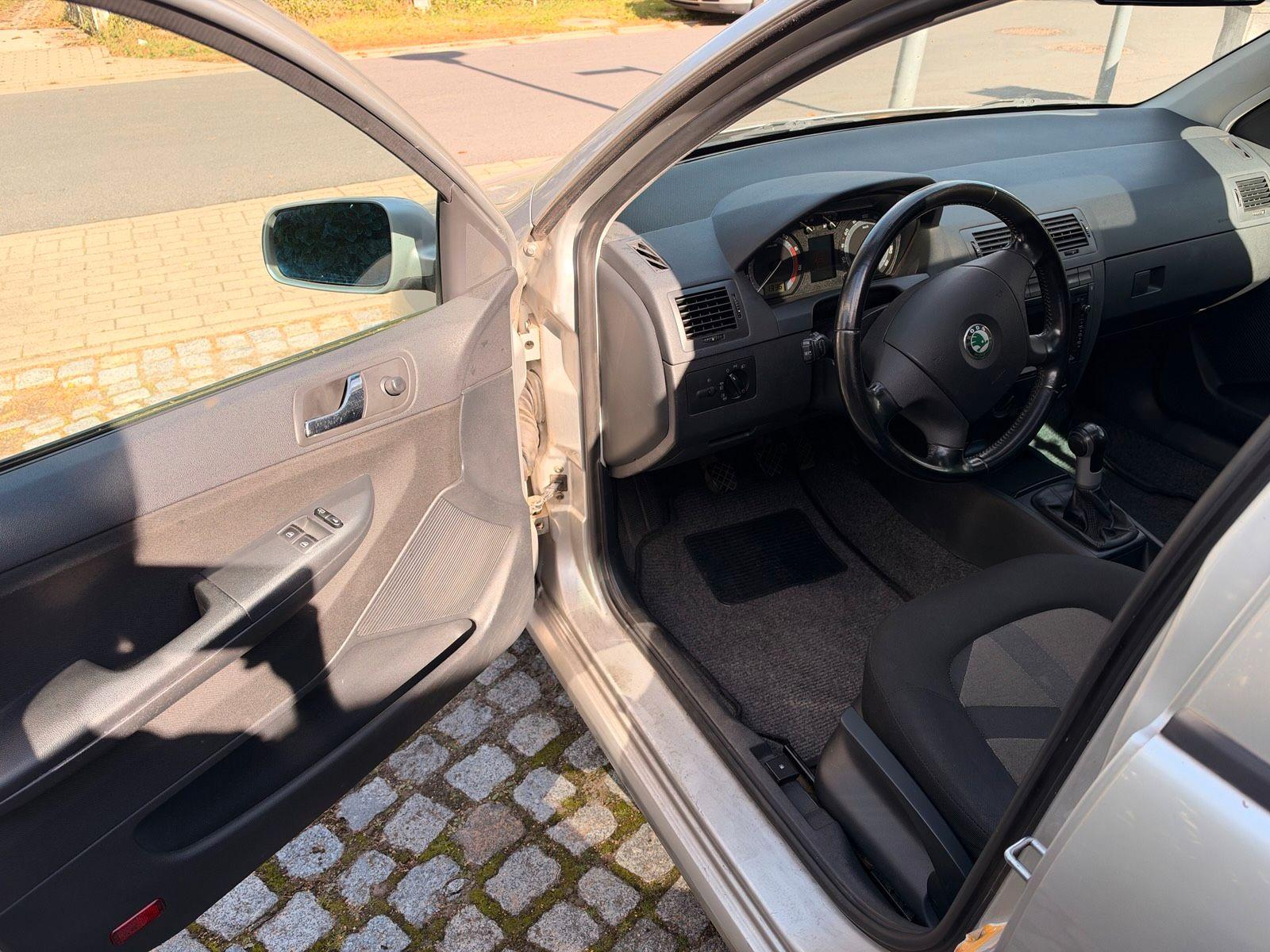 Skoda Fabia 2006 — photo 10