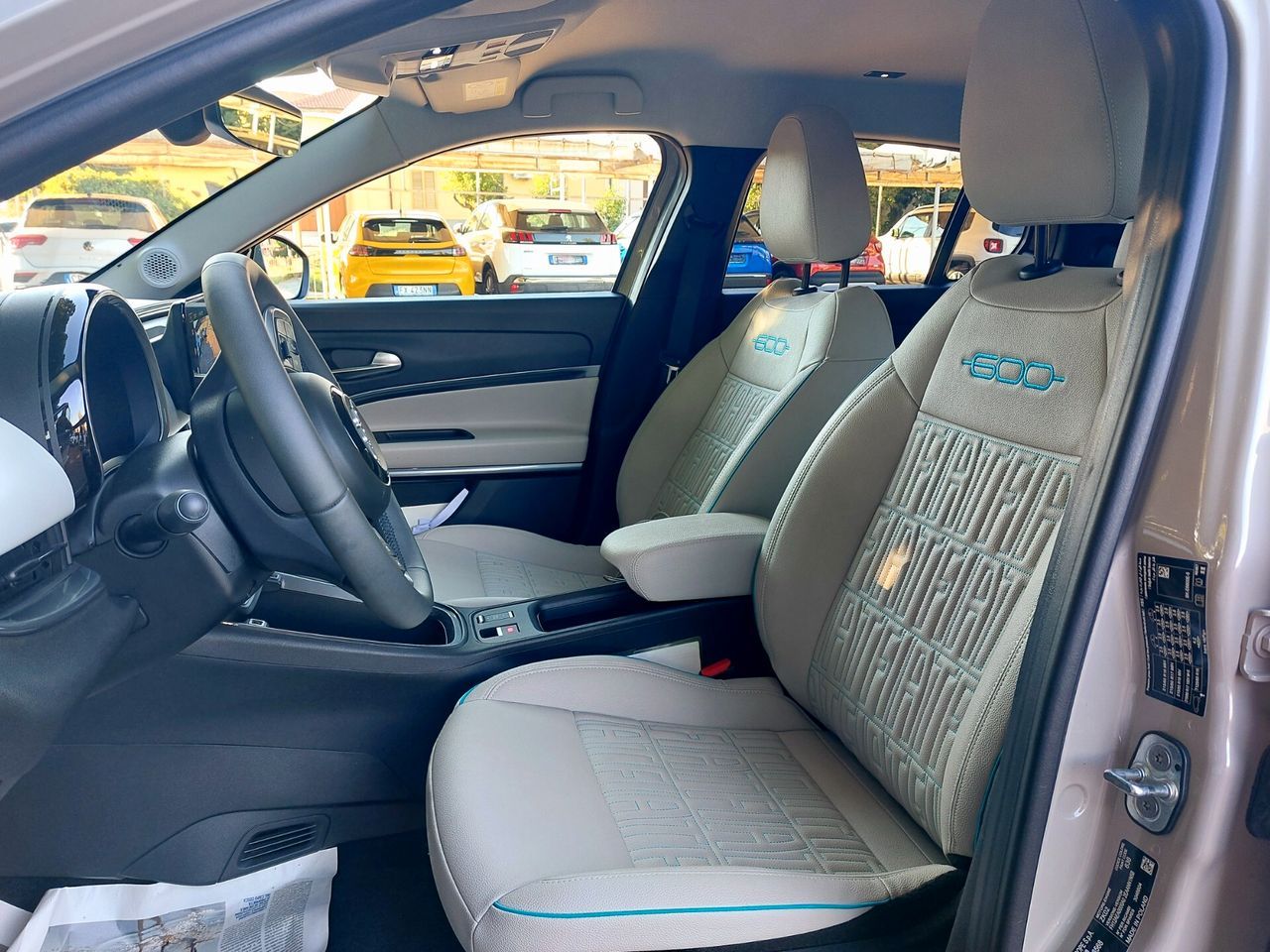 Other Fiat 600e 62 kWh Electric drive `La Prima` - 202 imagem 3