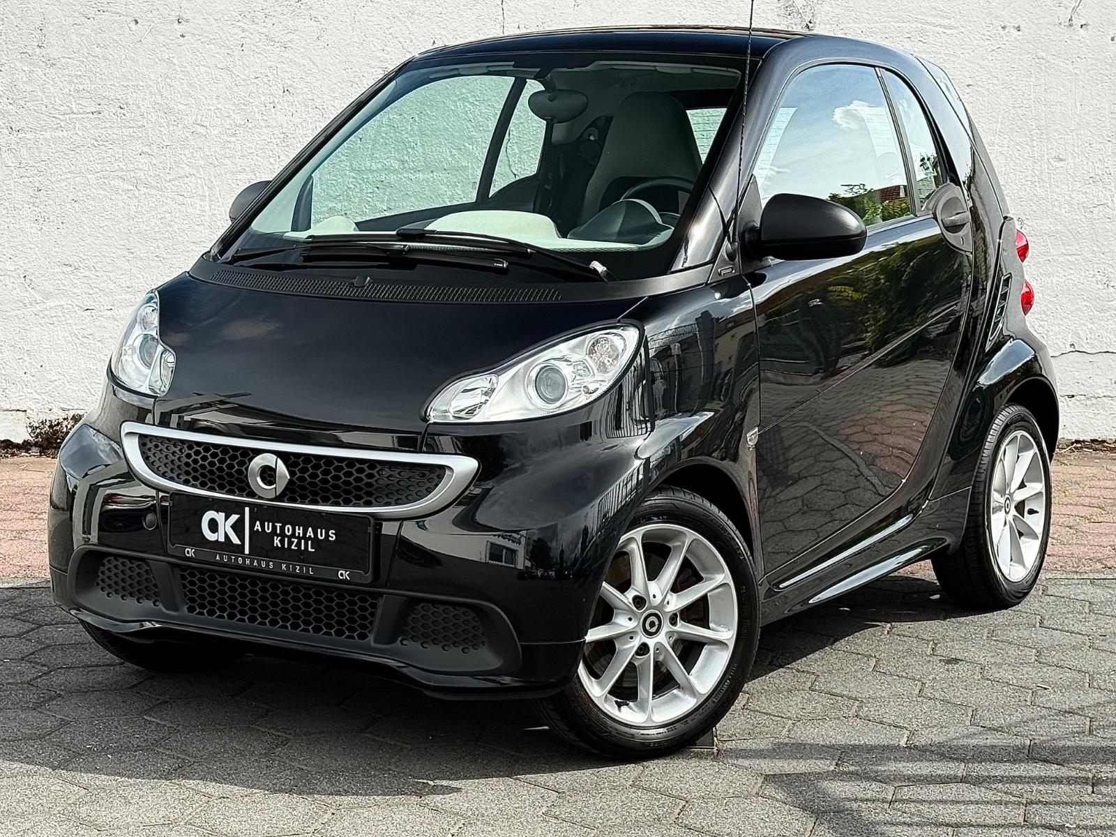 Smart ForTwo coupe MHD Passio,Servo,Pano, S-Heizung!