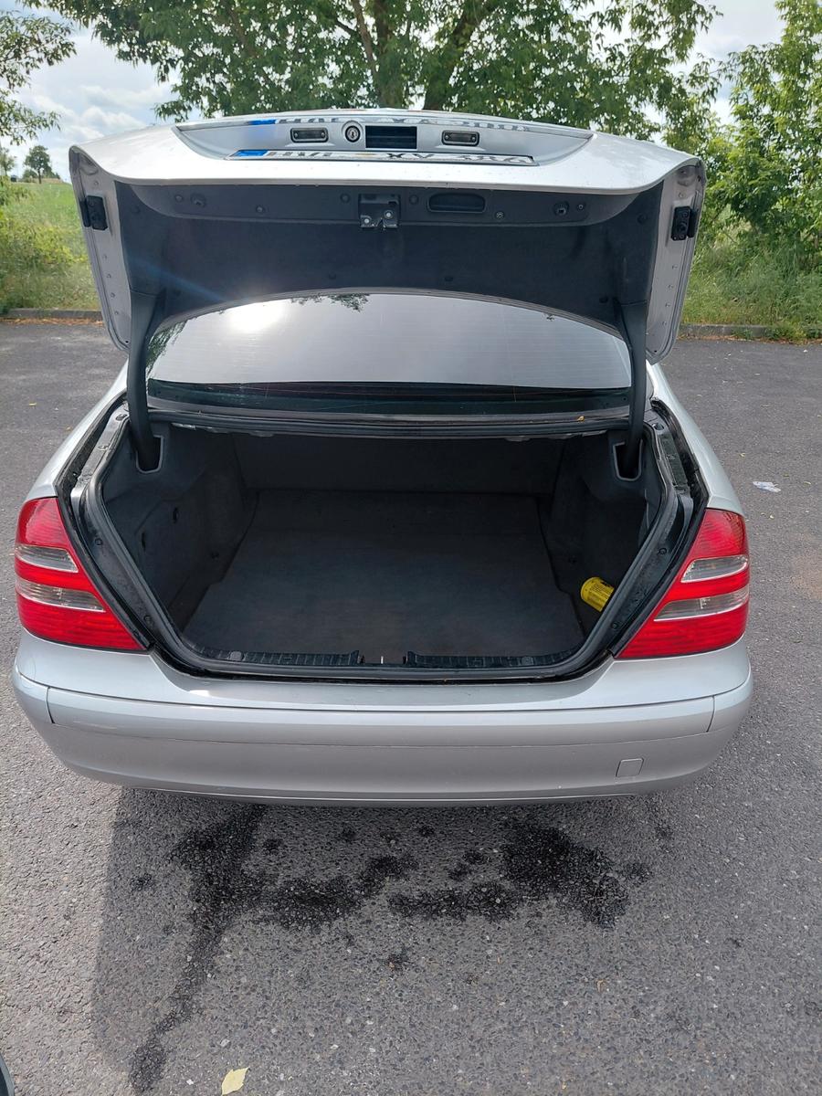 Mercedes-Benz E 220 CDI CLASSIC Classic