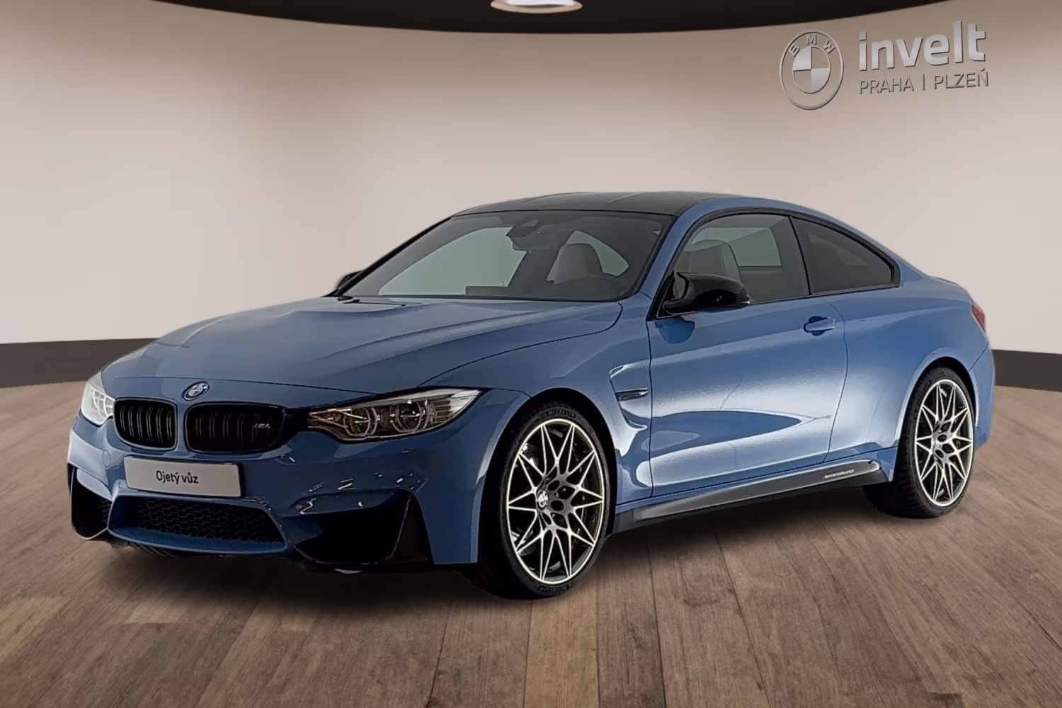 BMW M4 Coupe Basis