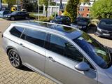 Volkswagen Passat Variant Elegance Panorama Leder Nappa - mit Diesel-Antrieb: Vollleder, Panorama-Dach, Kombi